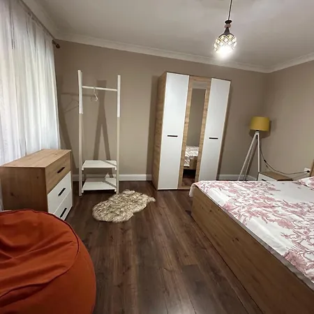 Ndregjoni Albanian * Klos