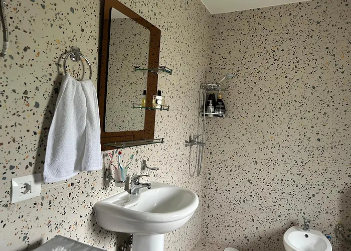 Vakantiehuis Ndregjoni Albanian *